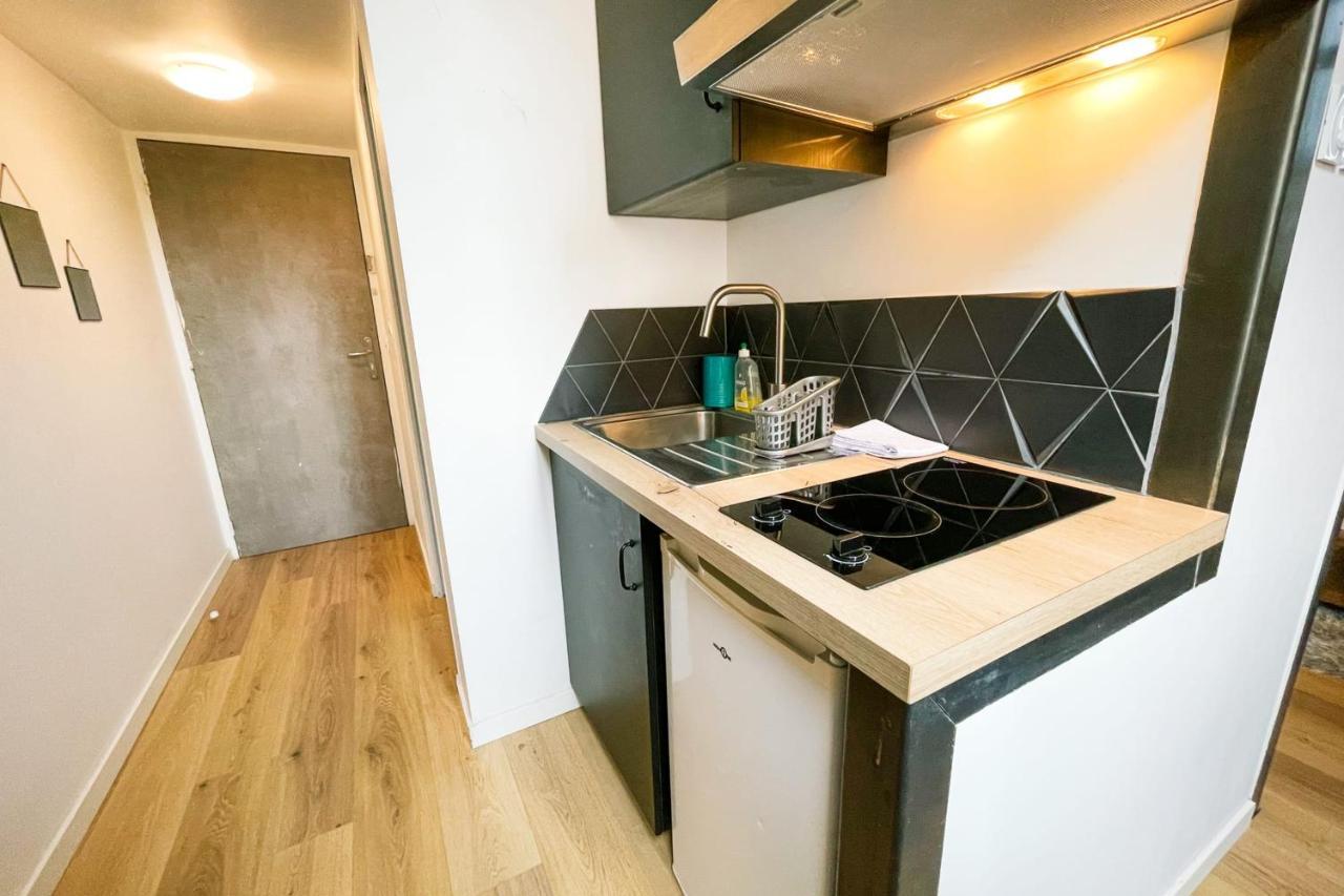Апартаменты #Fk The Altitude Nest Гренобль Экстерьер фото