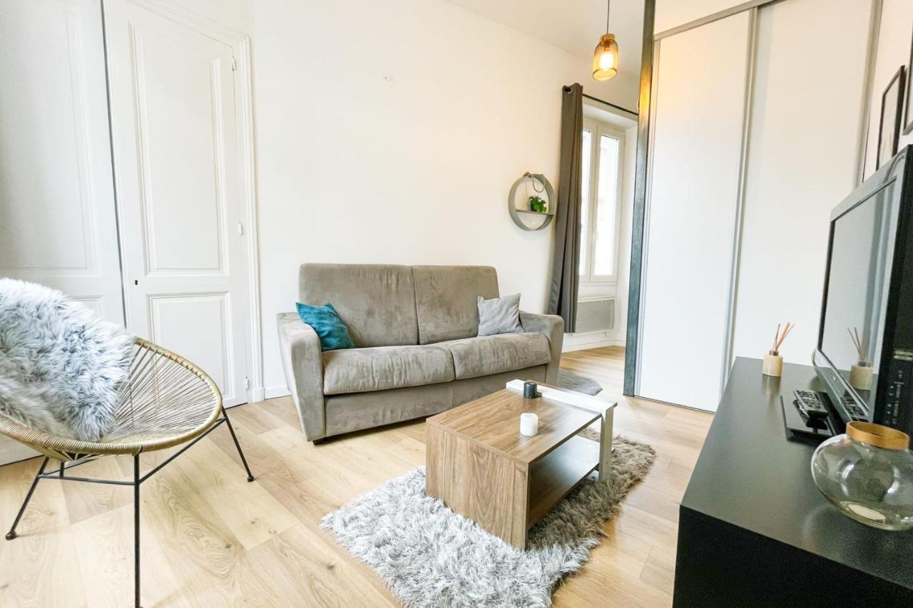 Апартаменты #Fk The Altitude Nest Гренобль Экстерьер фото