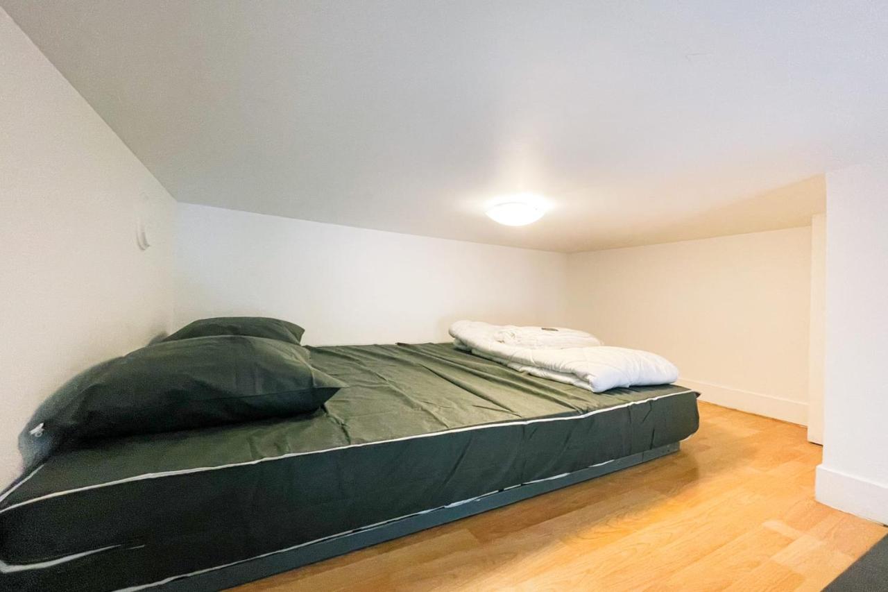 Апартаменты #Fk The Altitude Nest Гренобль Экстерьер фото